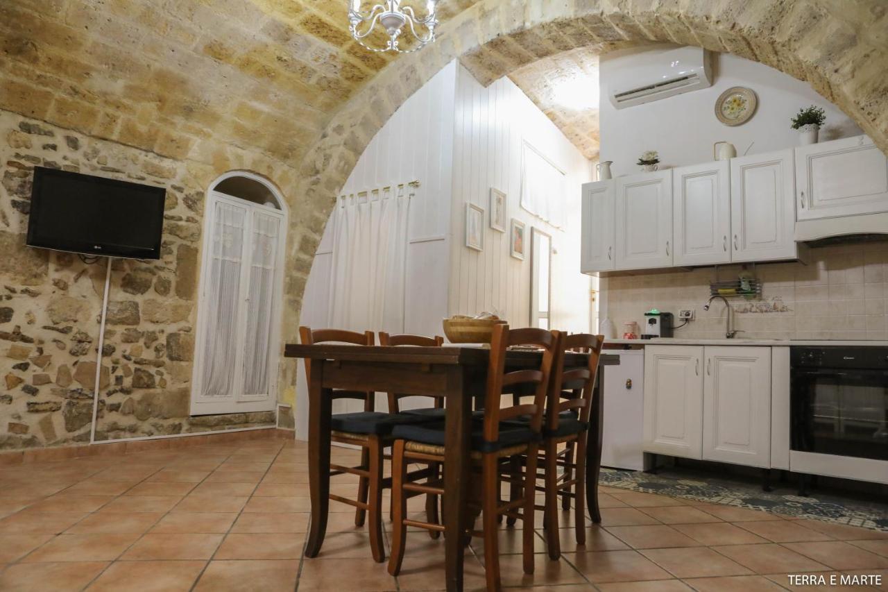 Terra E Marte Casa Vacanza Бари Екстериор снимка